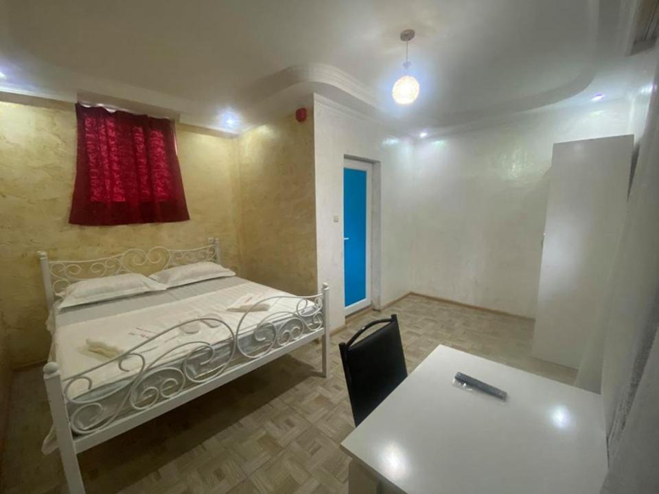 elite palace plus hotel Batoumi Extérieur photo