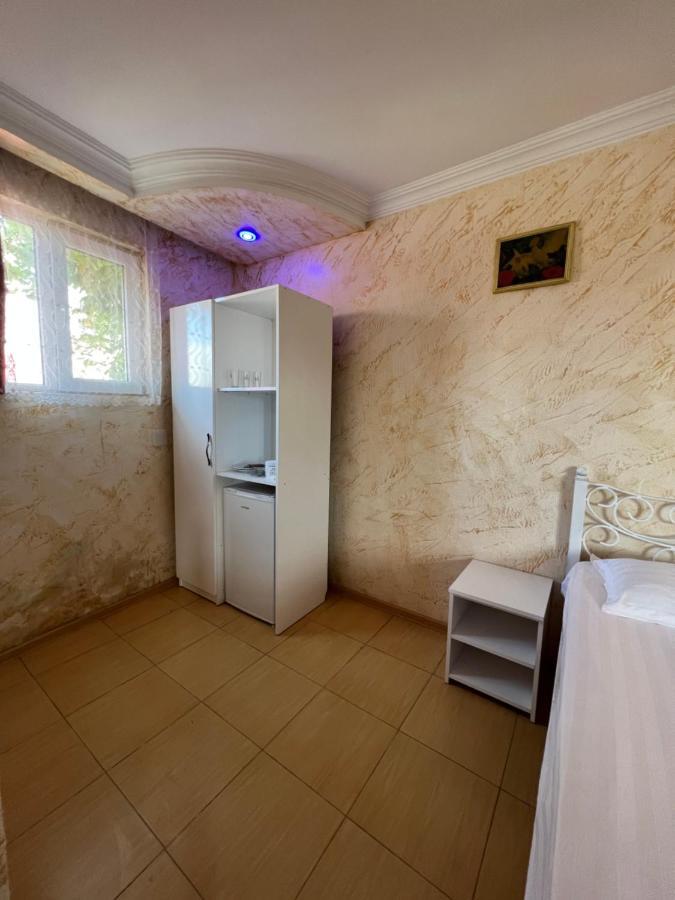 elite palace plus hotel Batoumi Extérieur photo