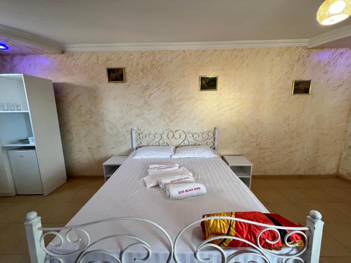 elite palace plus hotel Batoumi Extérieur photo